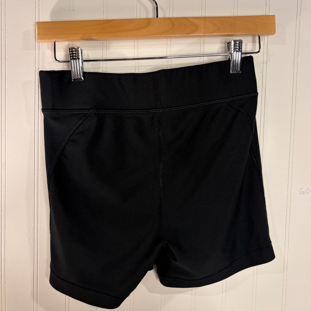 Under Armor Compression Short - Picture 2 of 4